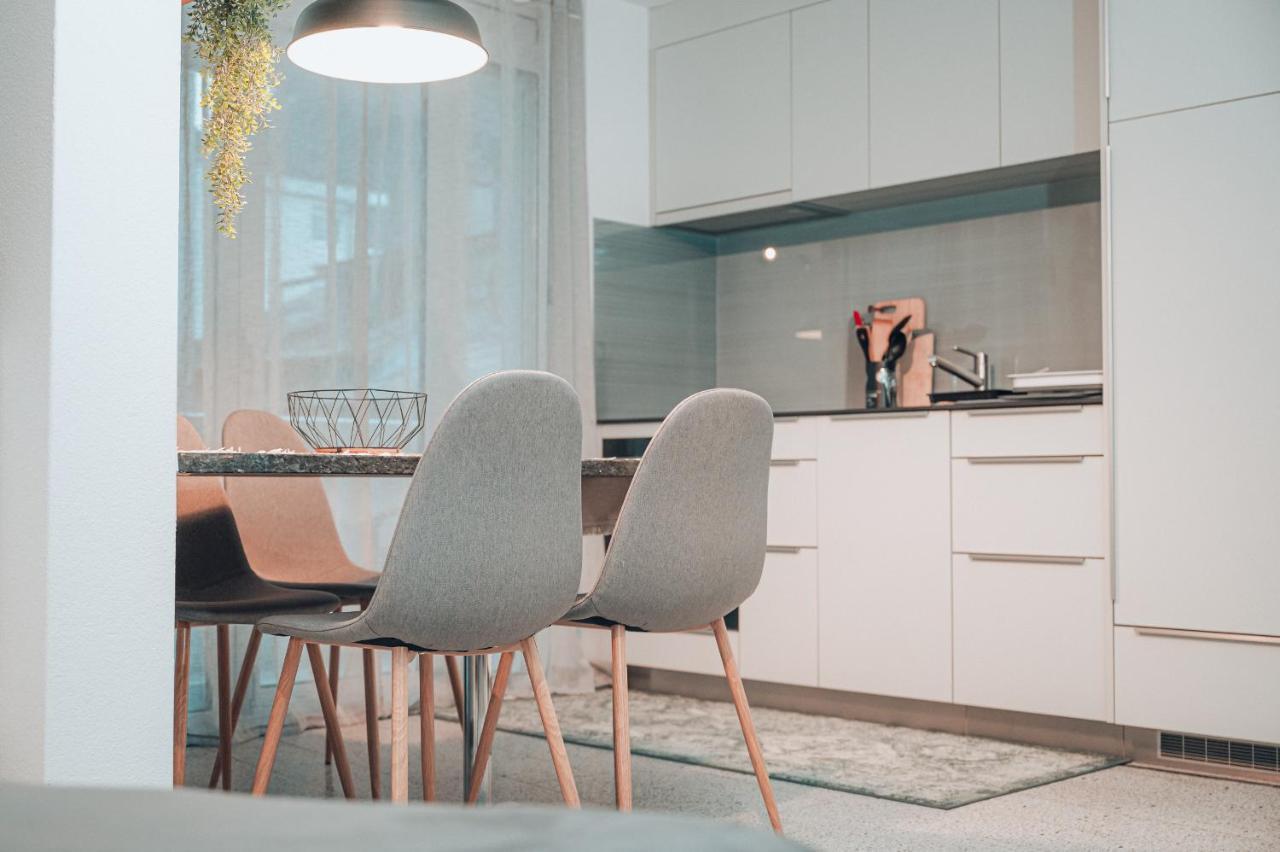 Central Apartment - Culture & Nightlife In One Visp Exteriör bild