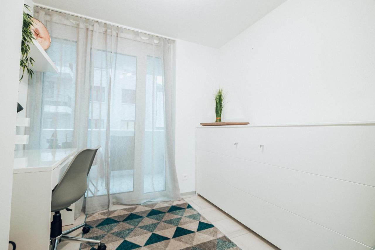 Central Apartment - Culture & Nightlife In One Visp Exteriör bild